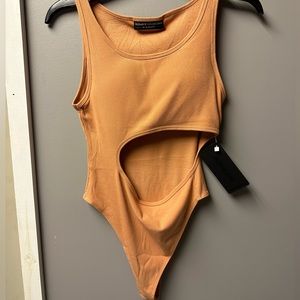 burnt orange alphalete cut out body suit